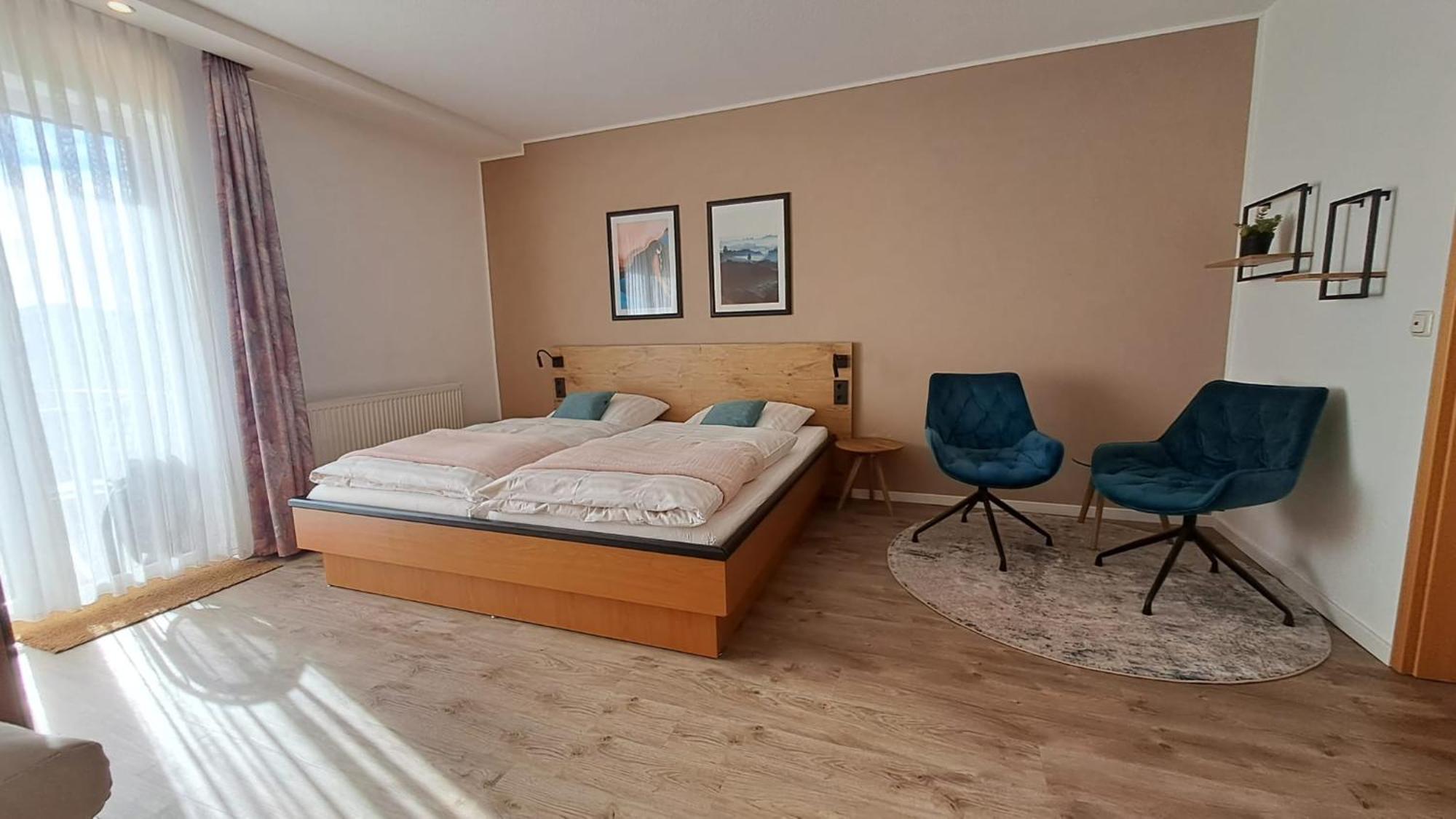 Rhoen-Hotel Sonnenhof - Restaurant & Cafe Poppenhausen Luaran gambar
