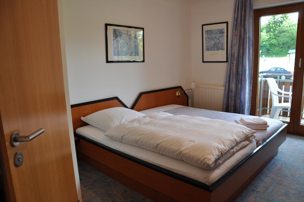 Rhoen-Hotel Sonnenhof - Restaurant & Cafe Poppenhausen Luaran gambar