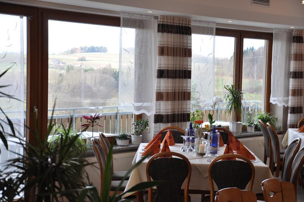 Rhoen-Hotel Sonnenhof - Restaurant & Cafe Poppenhausen Luaran gambar