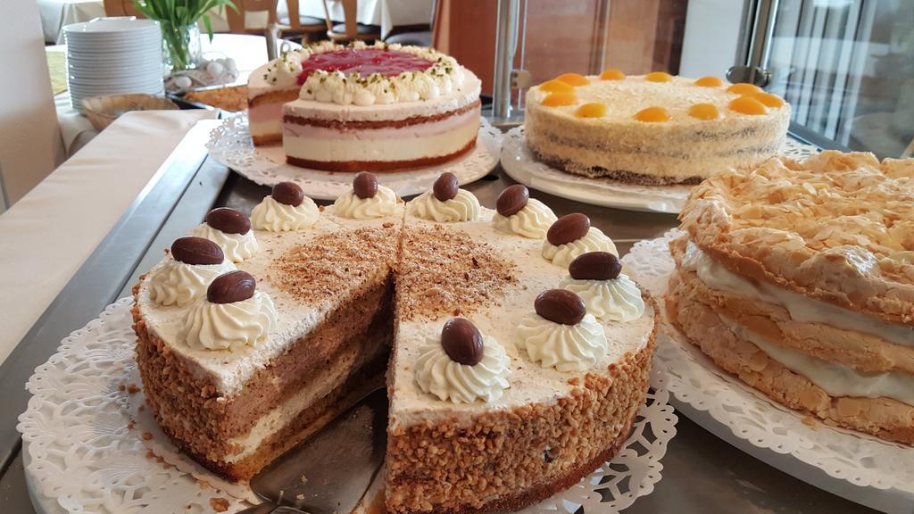 Rhoen-Hotel Sonnenhof - Restaurant & Cafe Poppenhausen Luaran gambar