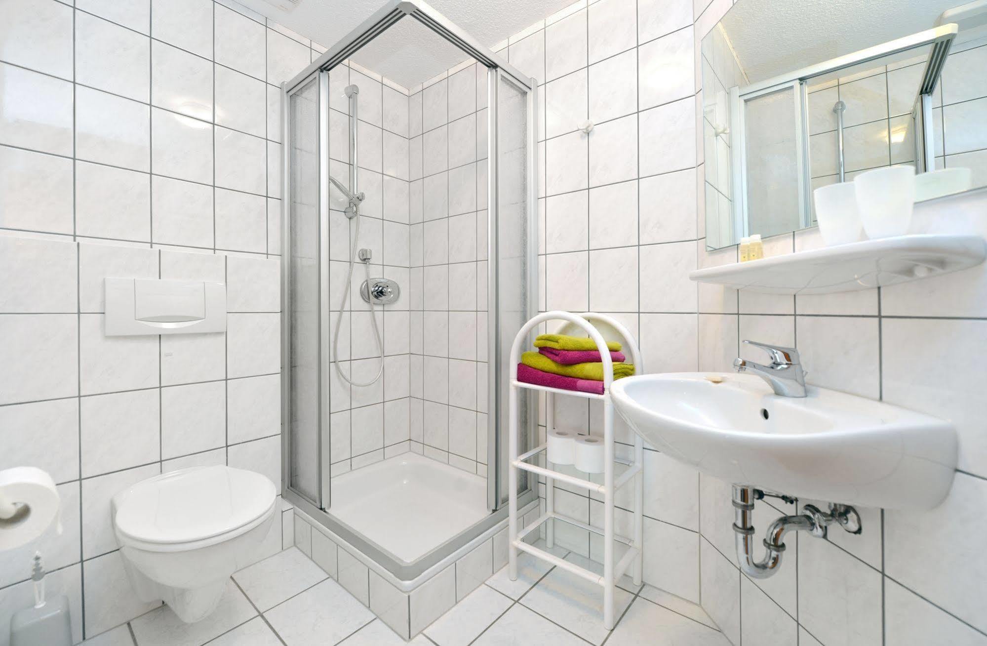 Rhoen-Hotel Sonnenhof - Restaurant & Cafe Poppenhausen Luaran gambar