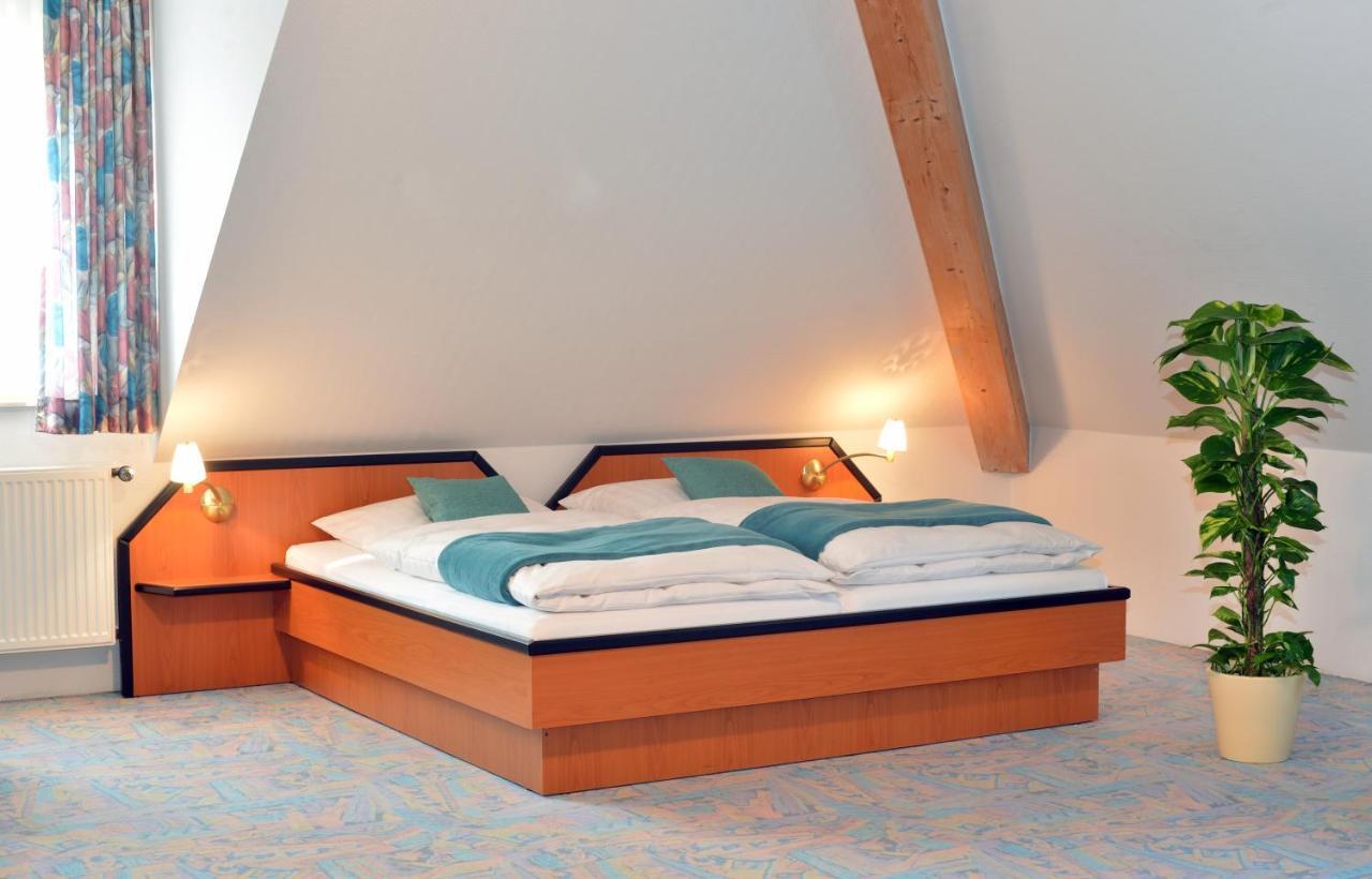 Rhoen-Hotel Sonnenhof - Restaurant & Cafe Poppenhausen Luaran gambar